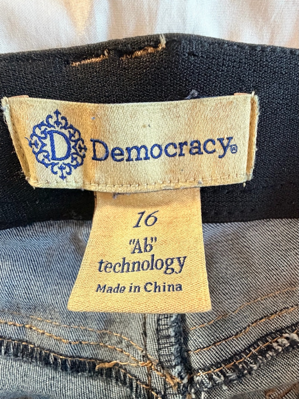 Democracy Ab Technology High-Rise Dark Blue Skinny Jeans - Picture 11 of 13